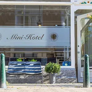 Apartment Sleep&stay Floris Iv 